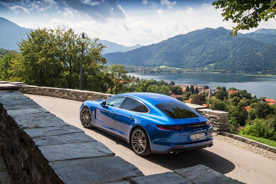 Porsche Panamera Turbo - władca lewego pasa i toru