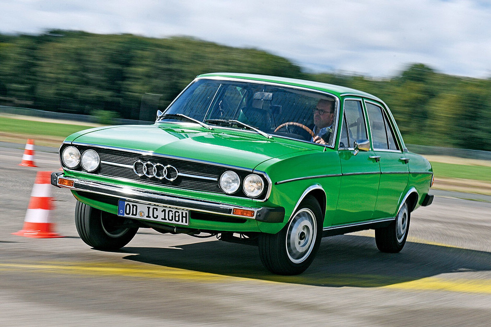 Limuzyny klasy średniej z lat 70.