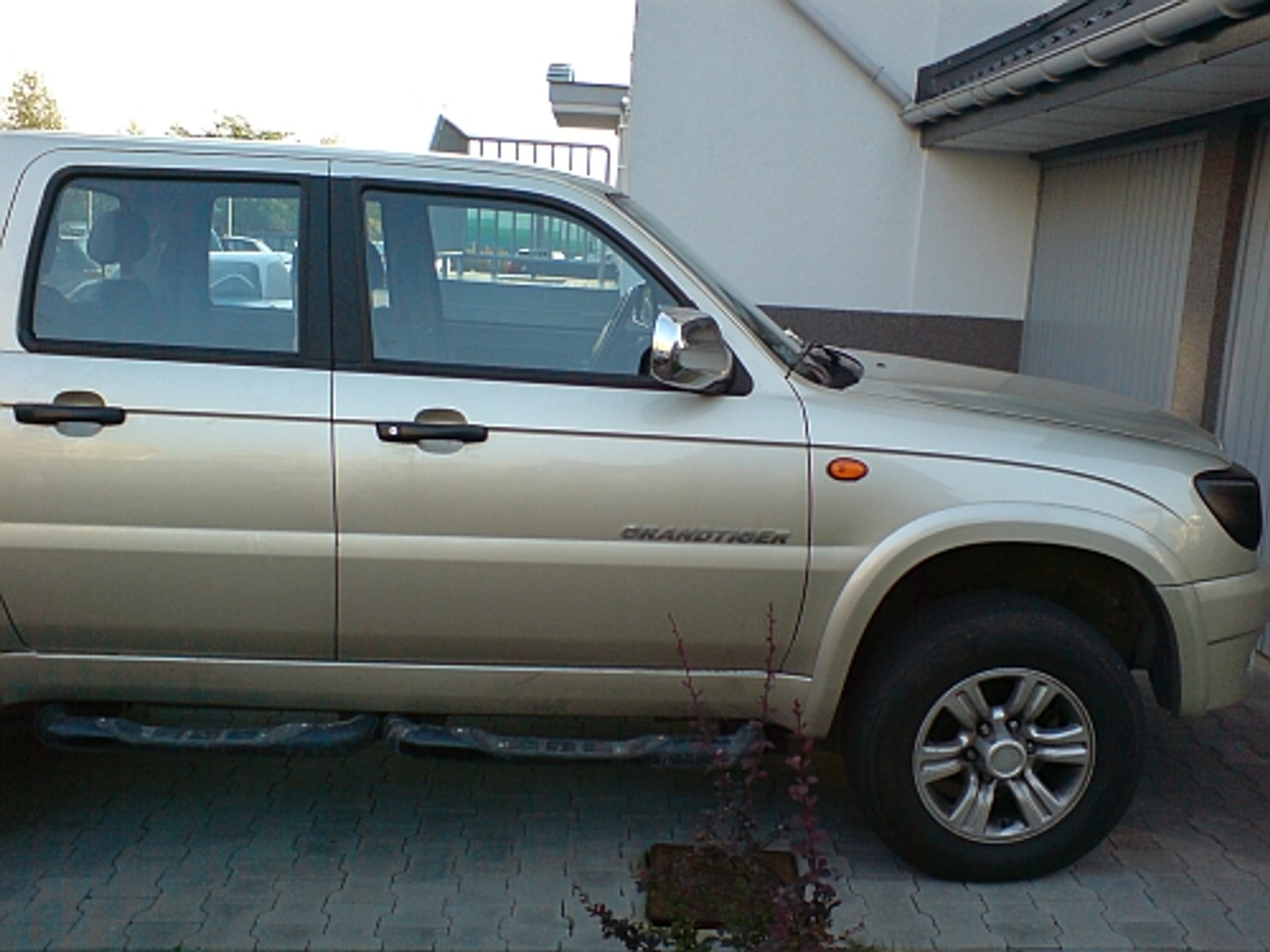 Tylko u nas zobaczysz Grand Tigera - chińskie auto zmontowane w Lublinie