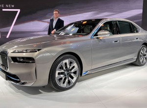 Widzieliśmy już nowe BMW serii 7. Maksymalnie 6 cylindrów, ale z 660-konną elektryczną wersją M i potężnym grillem