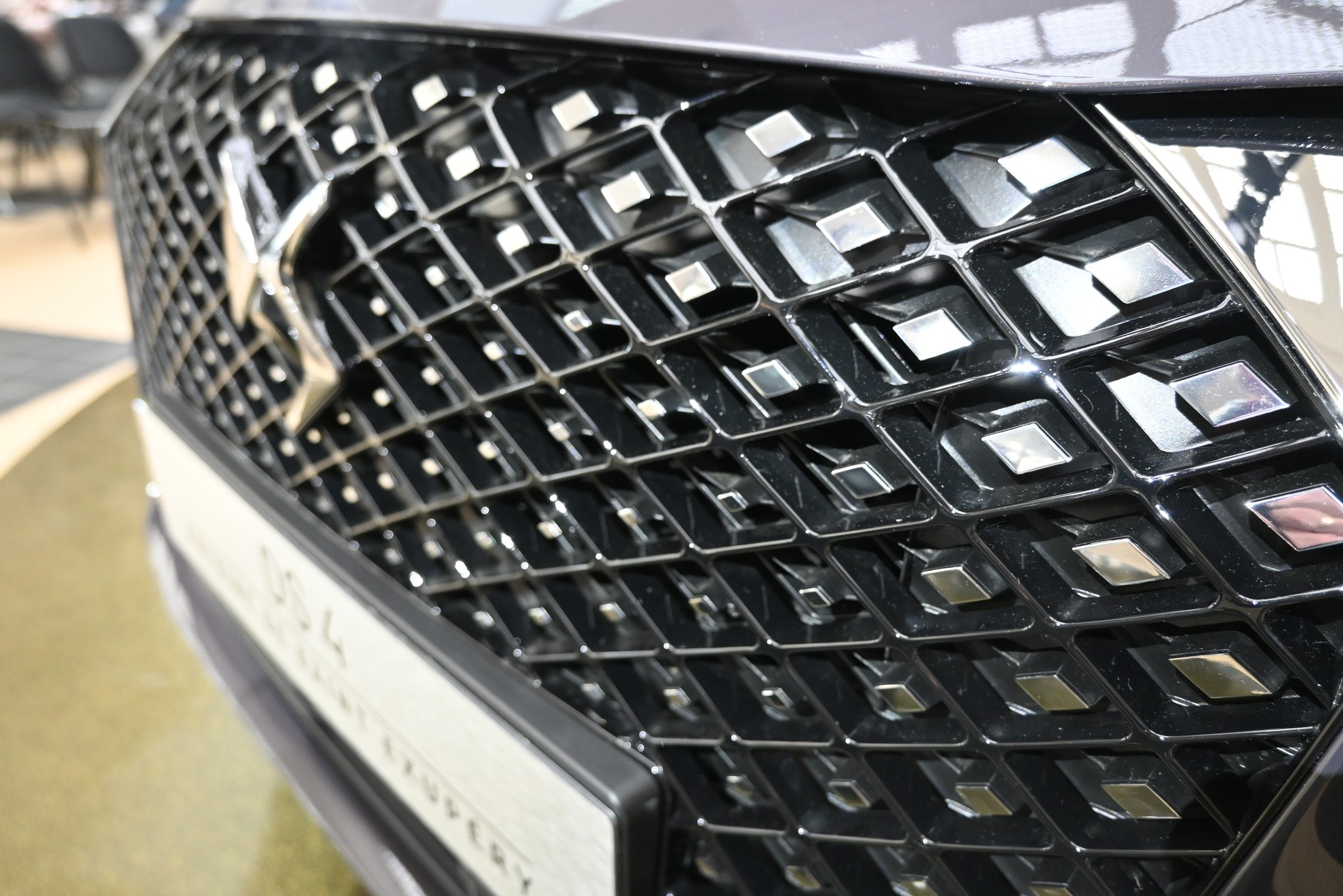 Antoine de Saint Exupery — nowa kolekcja marki DS