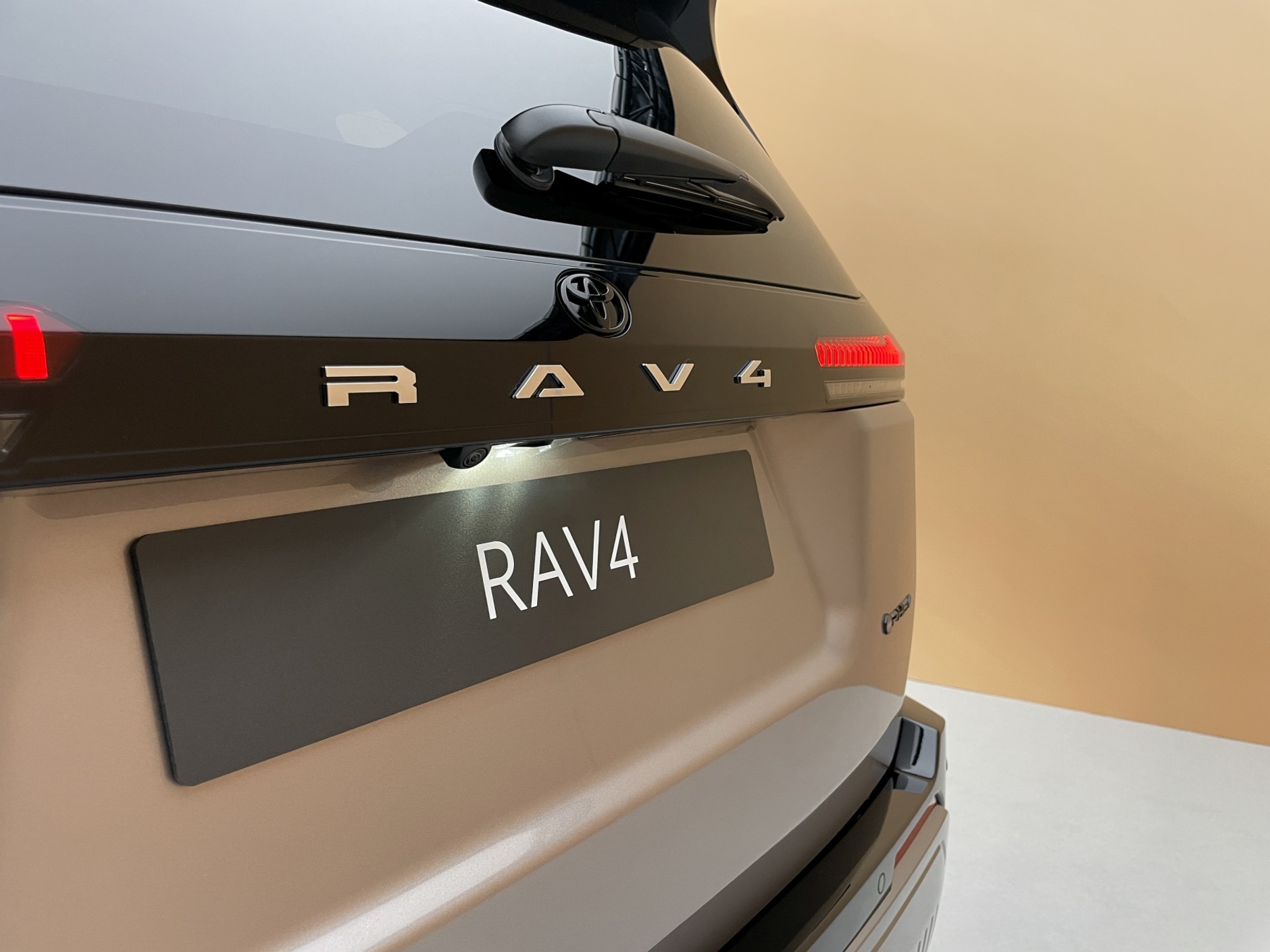 Nowa Toyota RAV4 (2025)