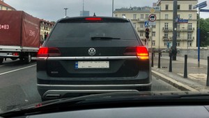 Tajemnicze auta na ukraińskich rejestracjach. Co to za modele?