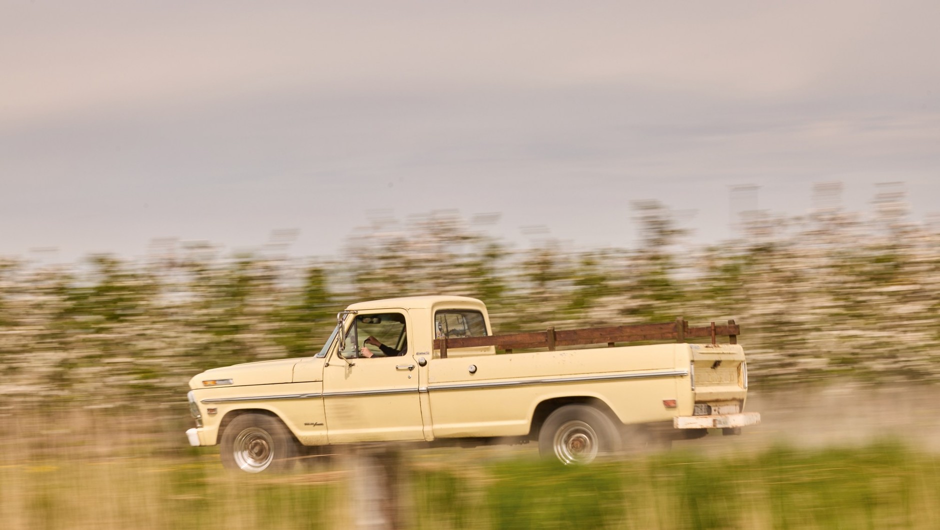 Ford F-250 Camper Special