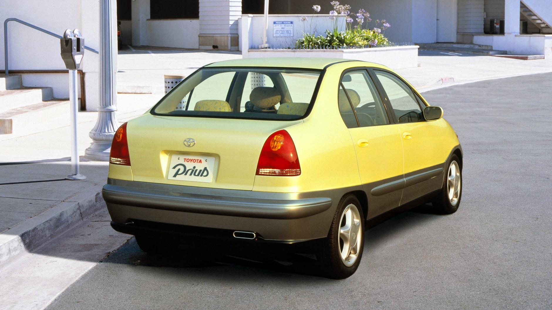 Toyota Prius (prototyp pierwszej generacji; 1995 r.)