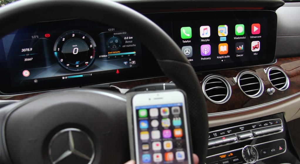 CarPlay czyli iPhone w samochodzie
