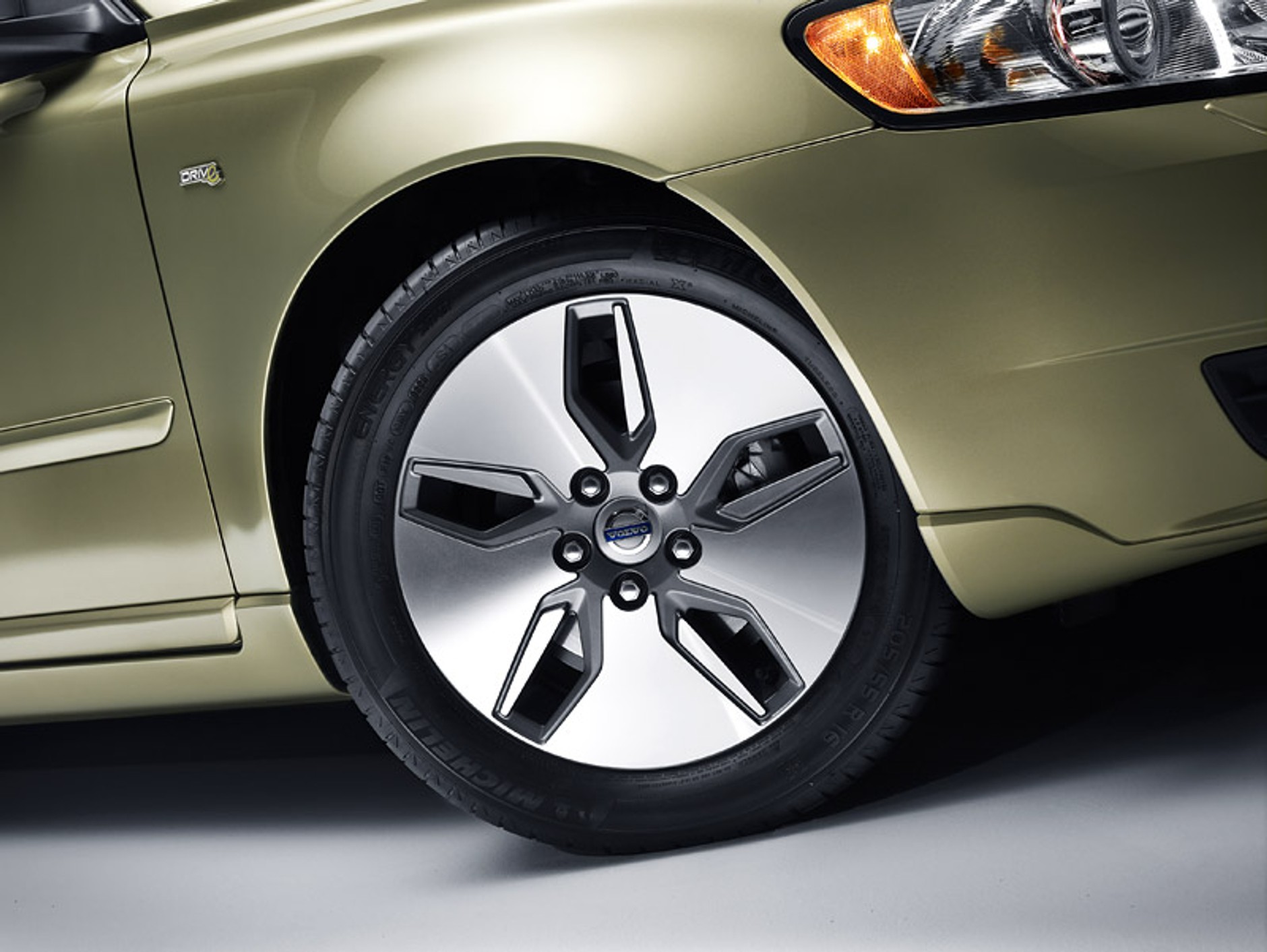 Paryż 2008: Volvo DRIVe - oszczędne C30, S40 i V50 z silnikiem 1,6D