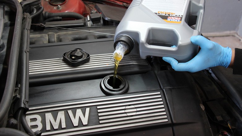 Pobór oleju w silniku M54 BMW