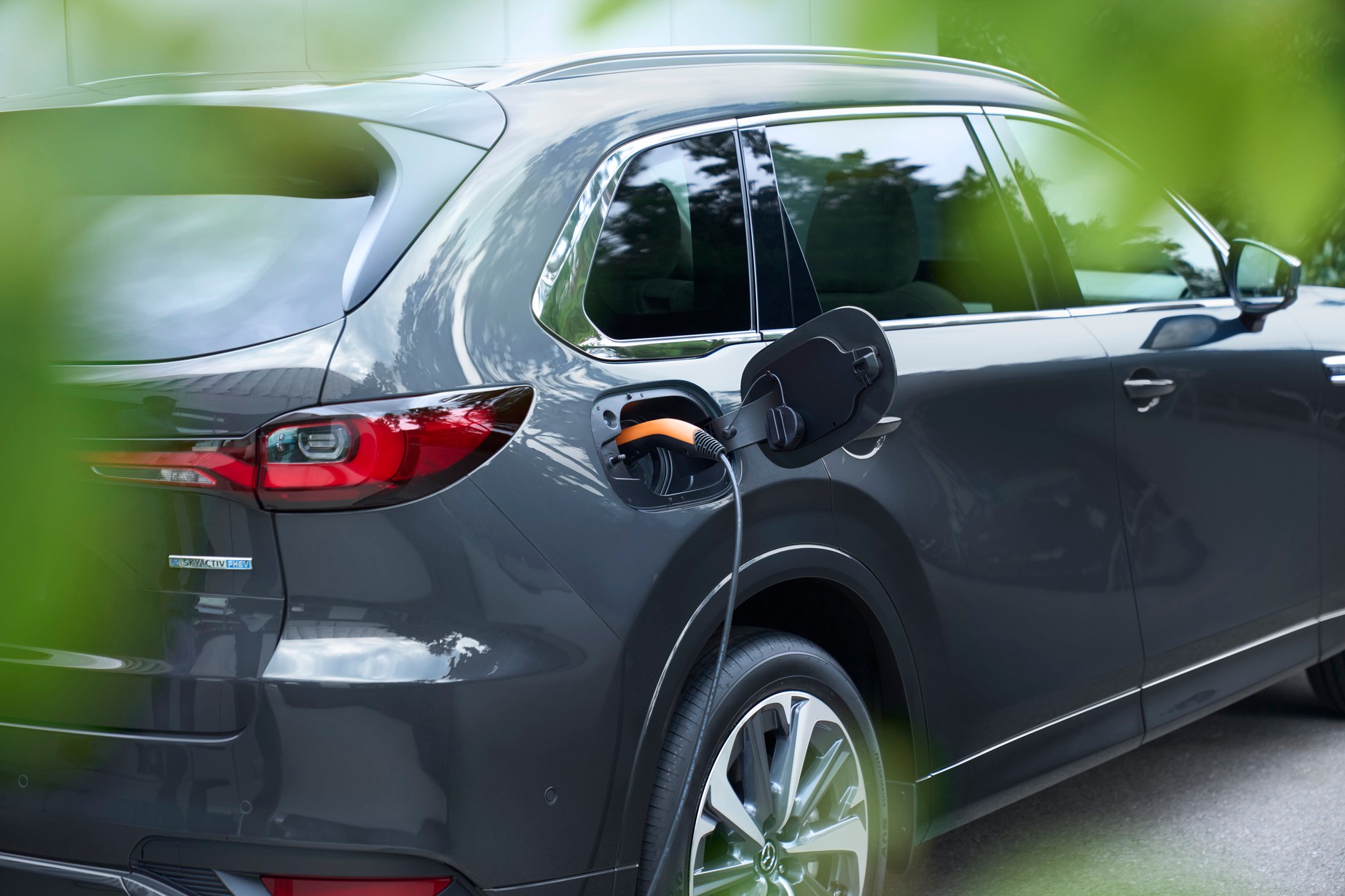 Mazda CX-80 w wersji na rok modelowy 2027