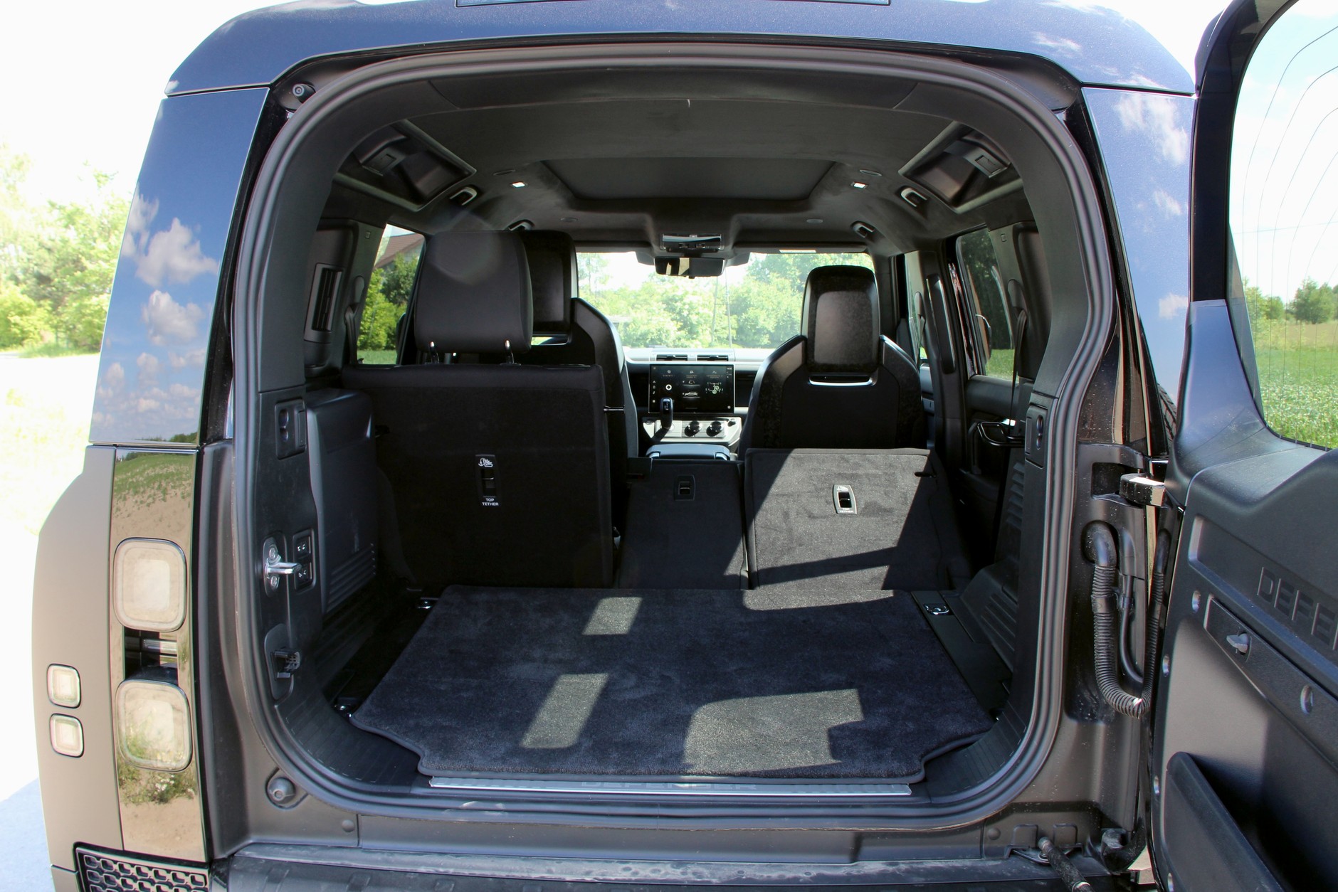 Land Rover Defender OCTA