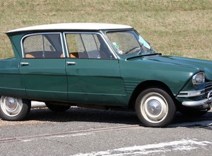 Citroen Ami 6 skończył 60 lat. Najtańszy na świecie kilometr komfortu