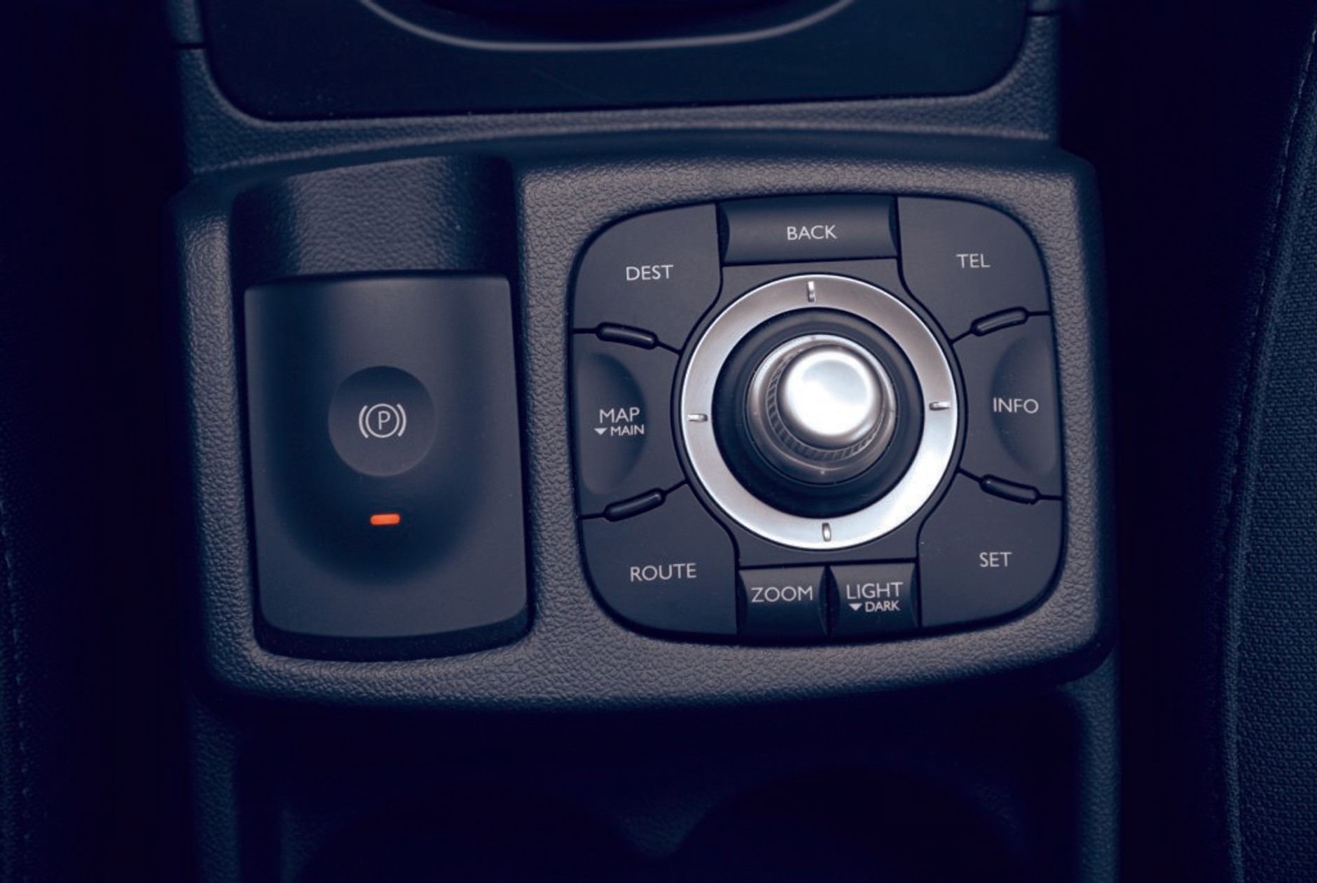 Renault Koleos - sterowanie nawigacją