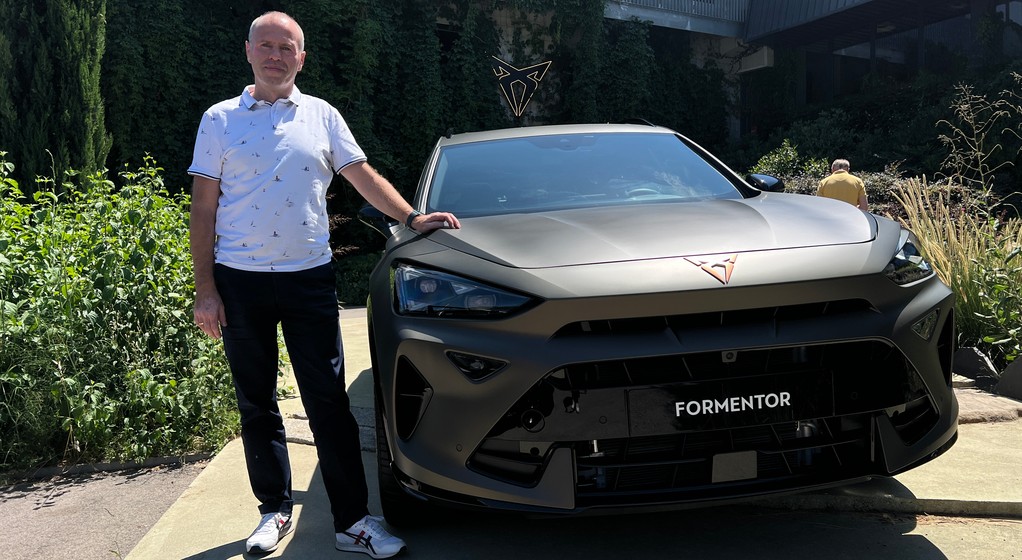 Cupra Formentor — chociaż to model "tylko" po liftingu, to wprowadzone zmiany są znaczące