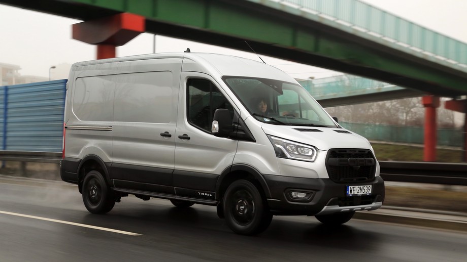 Ford Transit 350 L3H2 2.0 170 KM AWD Trail