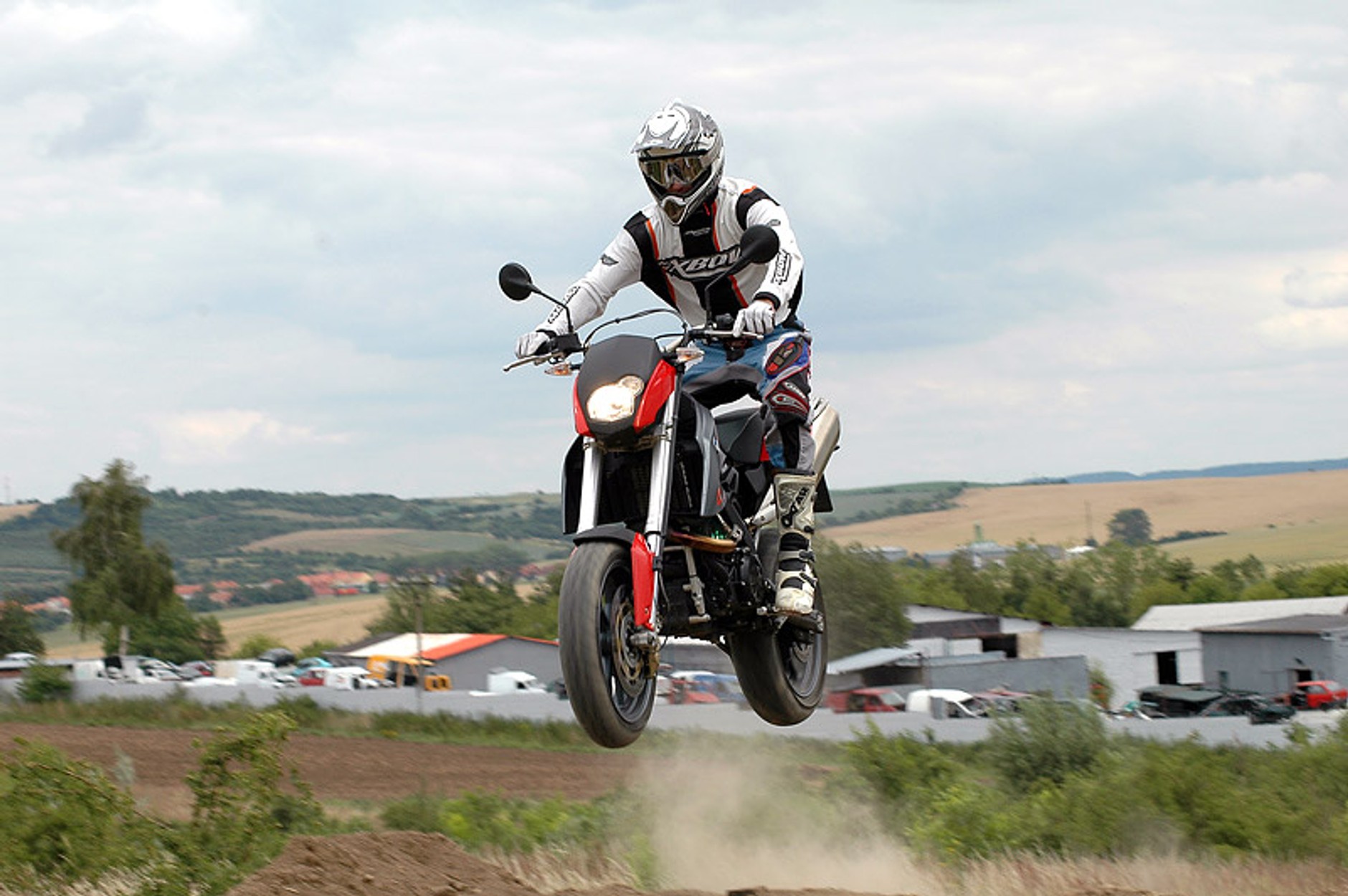 BMW G650 Xmoto: zabawka do miasta (test)