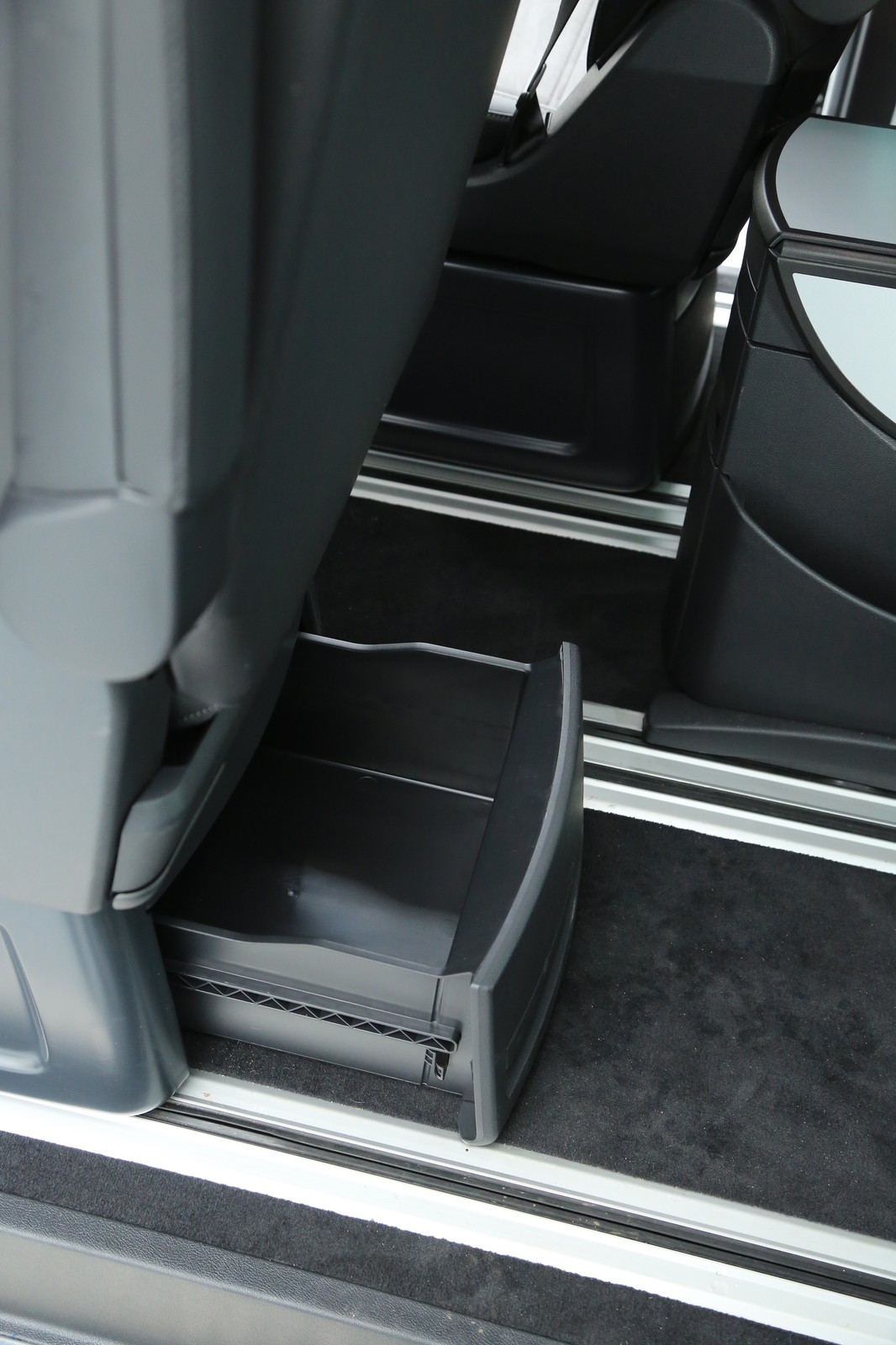 Volkswagen Multivan 6.1