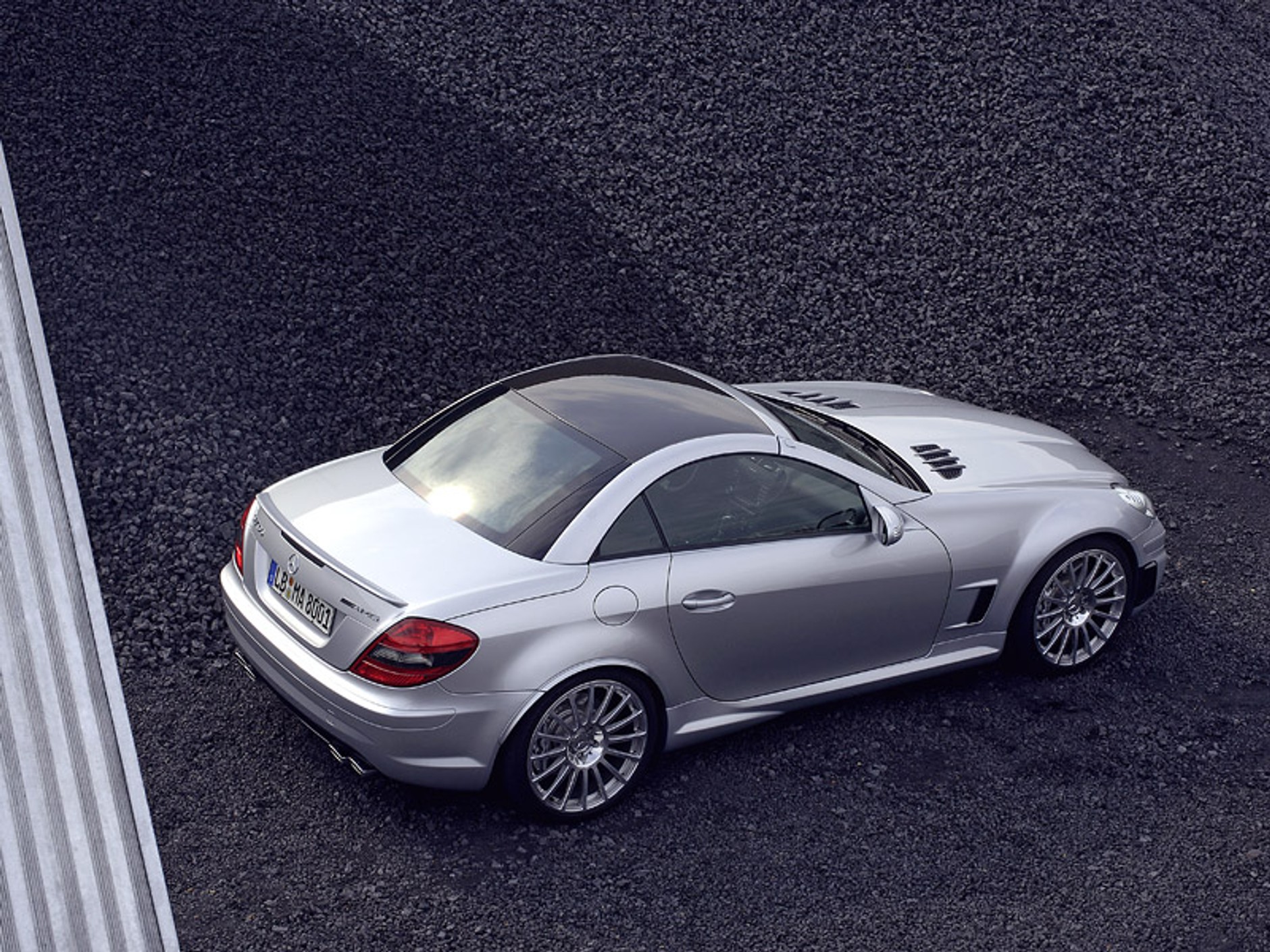 Mercedes-Benz SLK 55 Black Series oficjalnie w sprzedaży