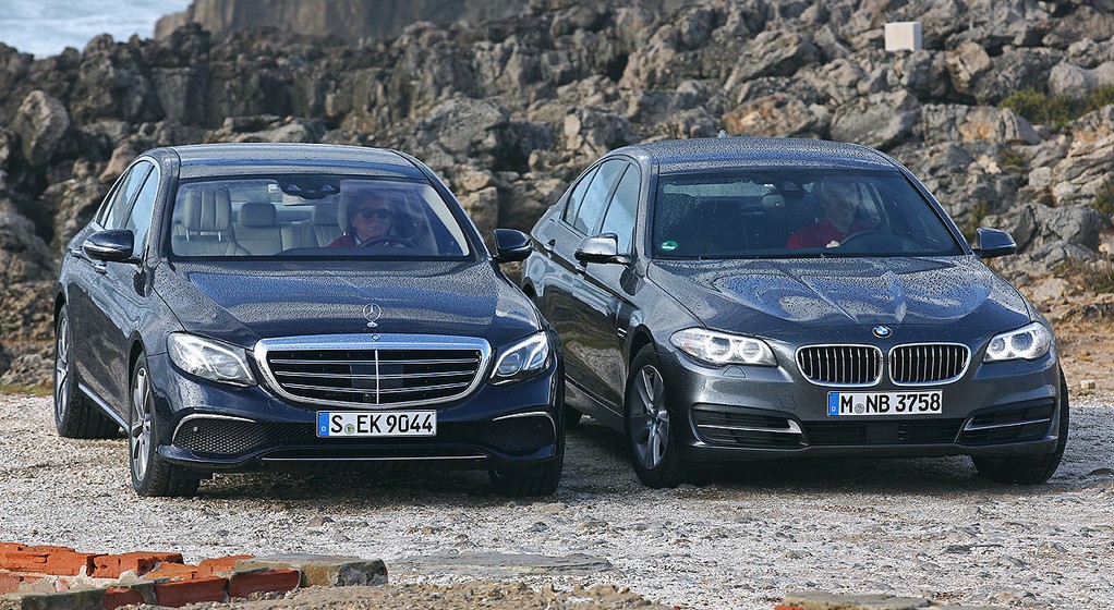 Mercedes klasy E kontra BMW serii 5 - co będzie nową siłą przewodnią?
