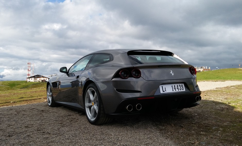 Ferrari GTC4 Lusso
