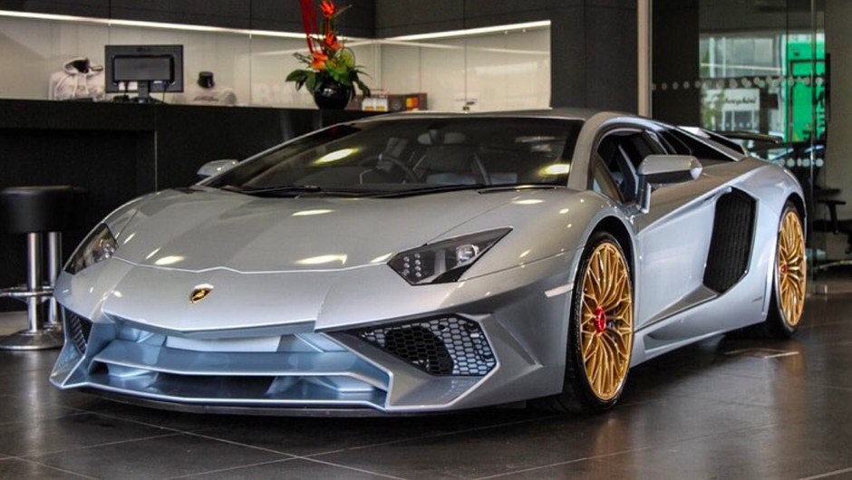 Lamborghini Aventador SV