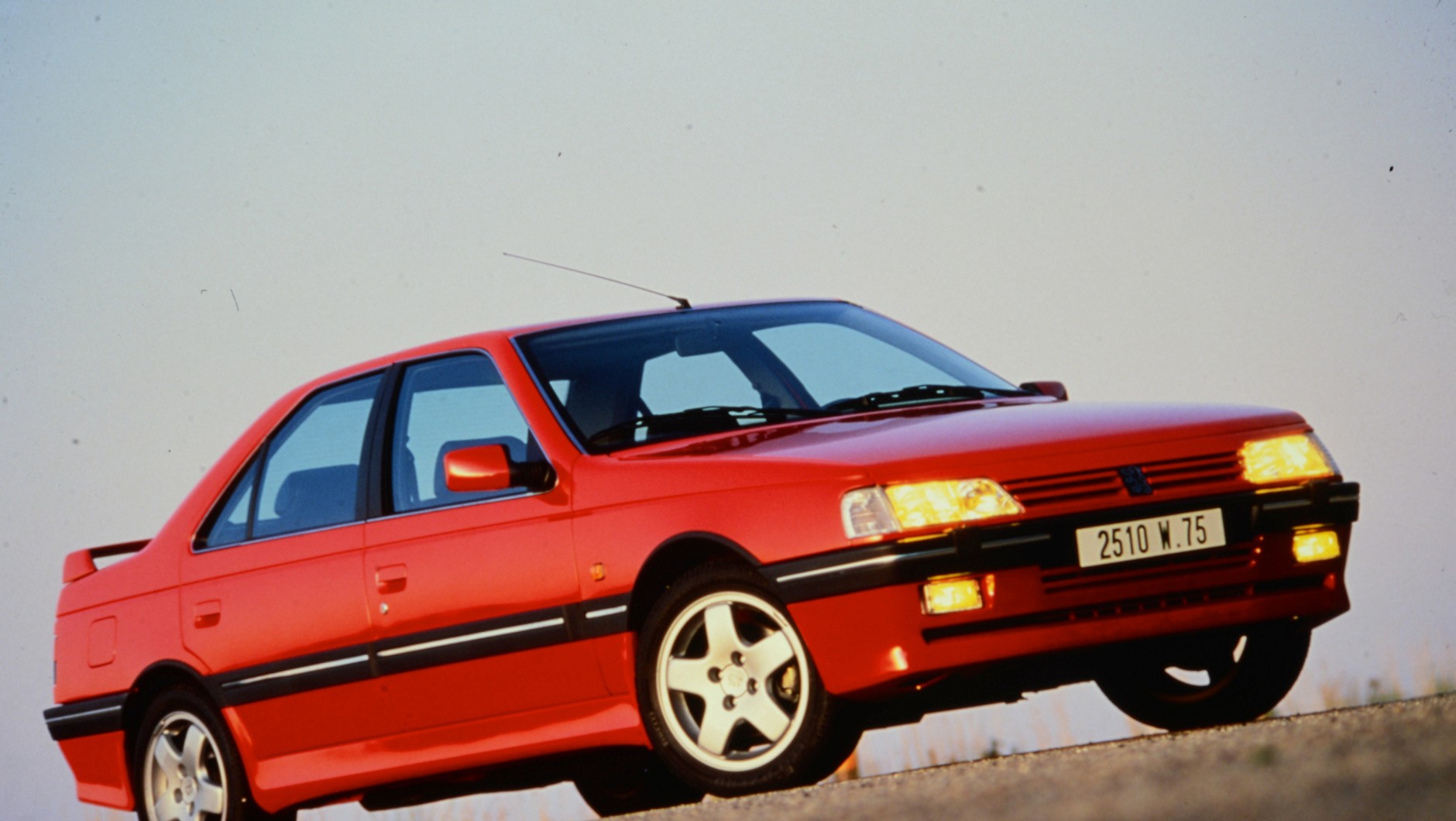 PEUGEOT 405 T16
