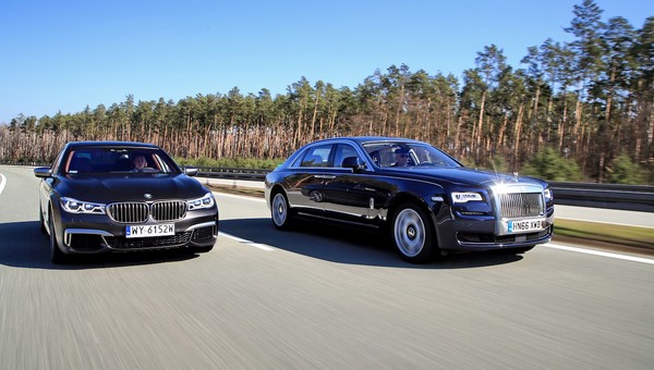 Rolls-Royce Ghost vs BMW M760