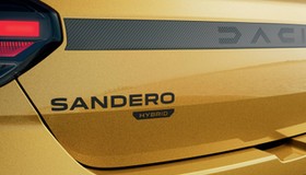 Dacia Sandero Hybrid 155