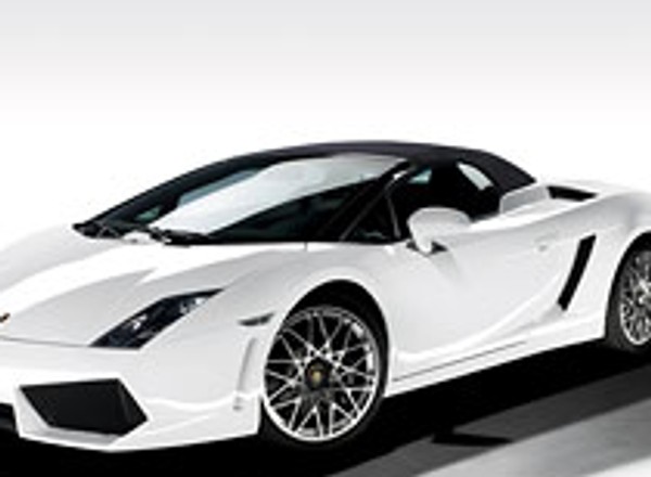 Lamborghini Gallardo LP 560-4 Spyder: kwiaty we włosach potargał wiatr... przy 324 km/h