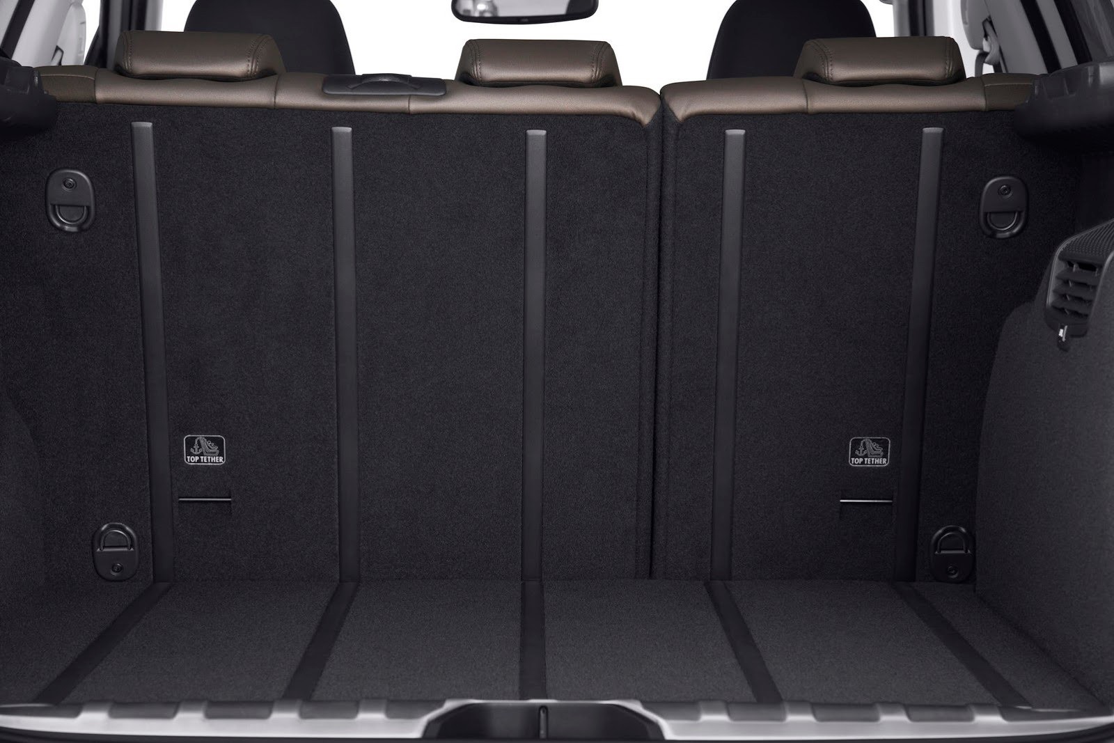 Genewa 2013: Peugeot 2008 – model globalny