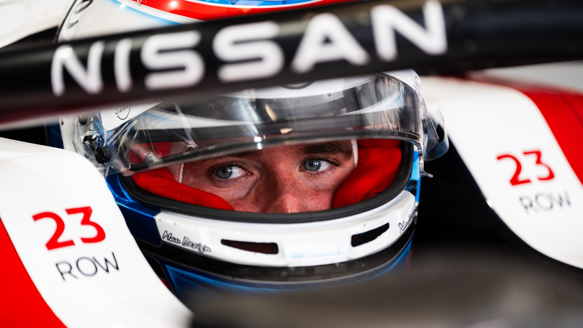 Oliver Rowland z Nissan Formula E Team zdobywa tytuł Mistrza Świata Formuły E podczas E-Prix w Berlinie