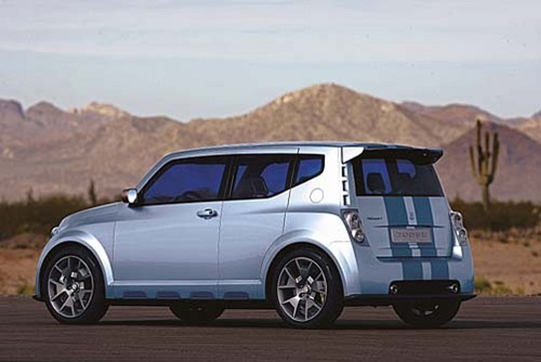 Dodge Hornet - Zadziorny szerszeń