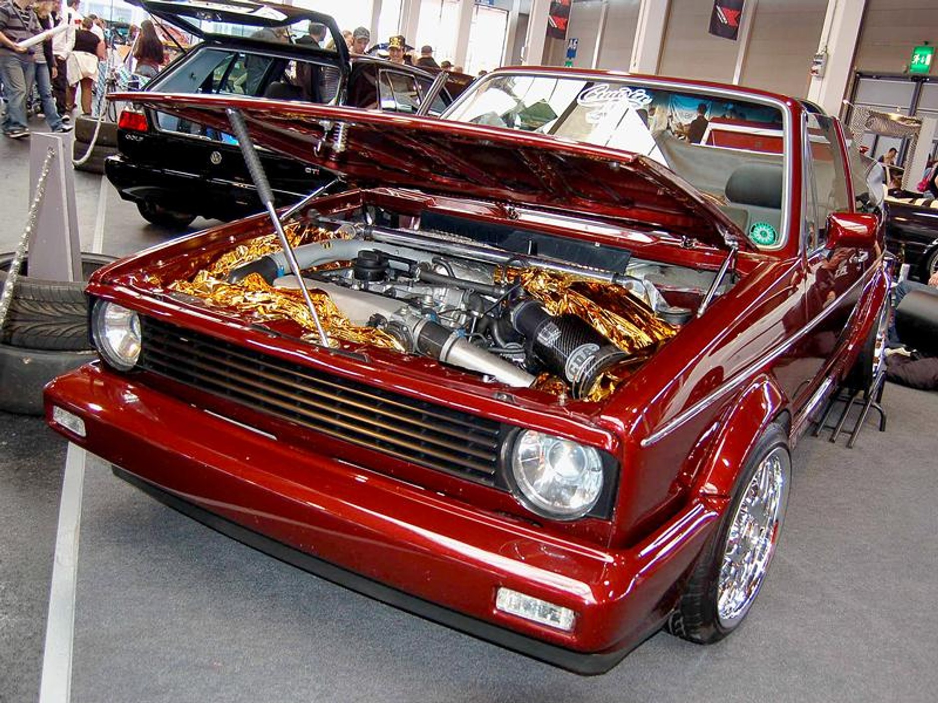 Tuning World Bodensee 2008: Golfy, drifting i dziewczyny -  fotogaleria (2)