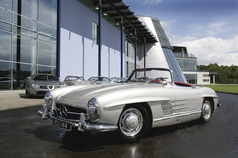 Mercedes 300SL na zdjęciach
