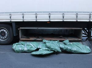 Ukradli 9 rowerów. W jednym właściciel umieścił "prezent" dla złodziei