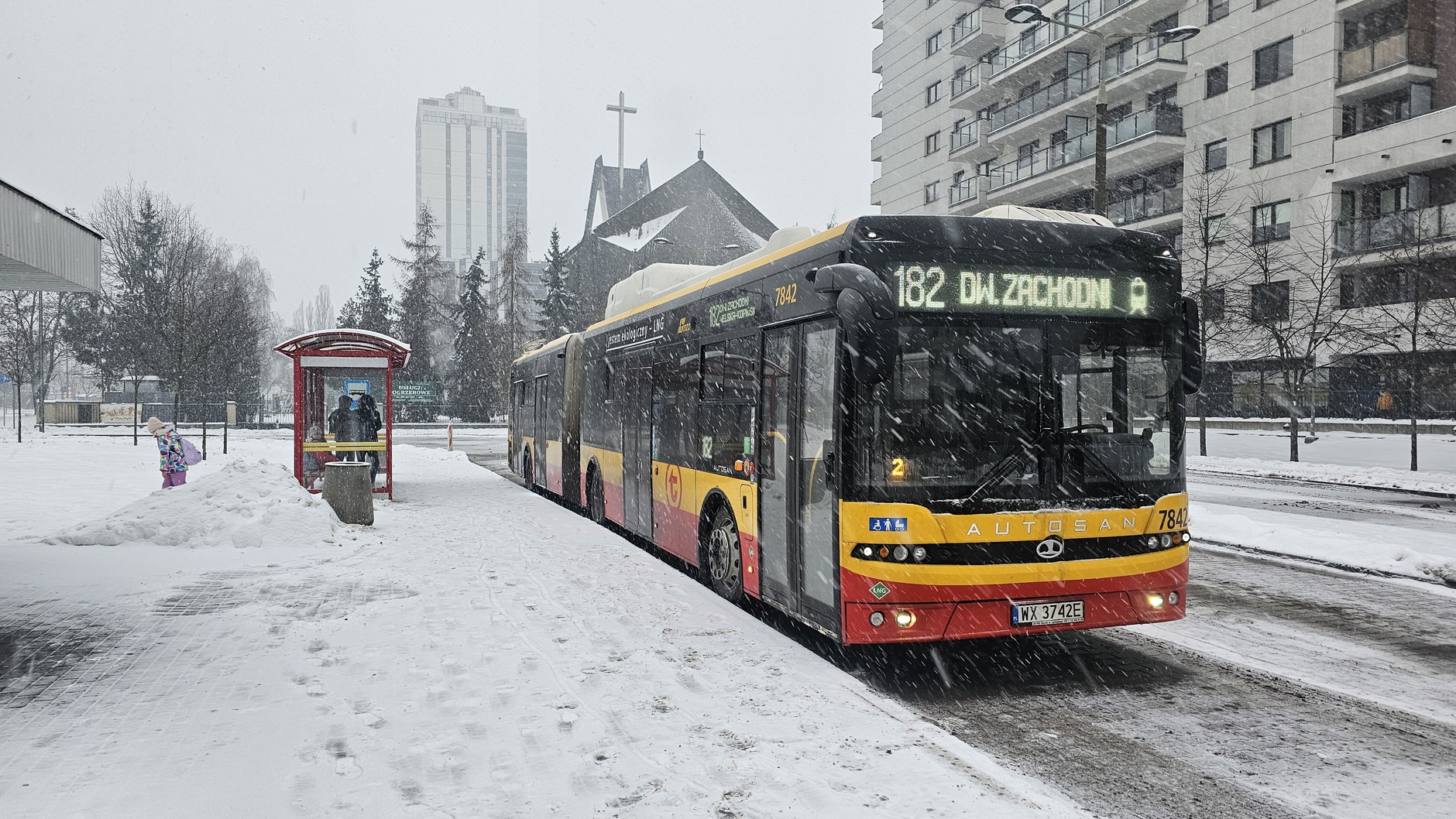 Kierowca autobusu miejskiego o swojej pracy