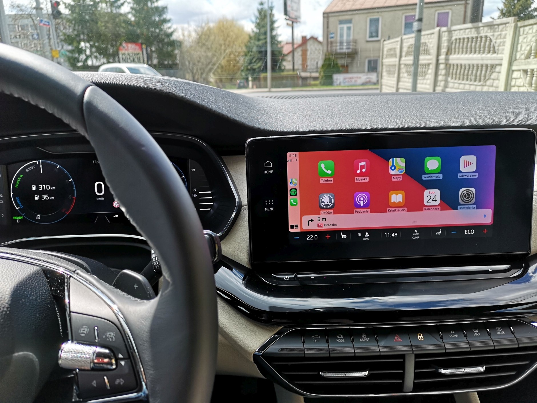 Skoda Octavia - Apple CarPlay