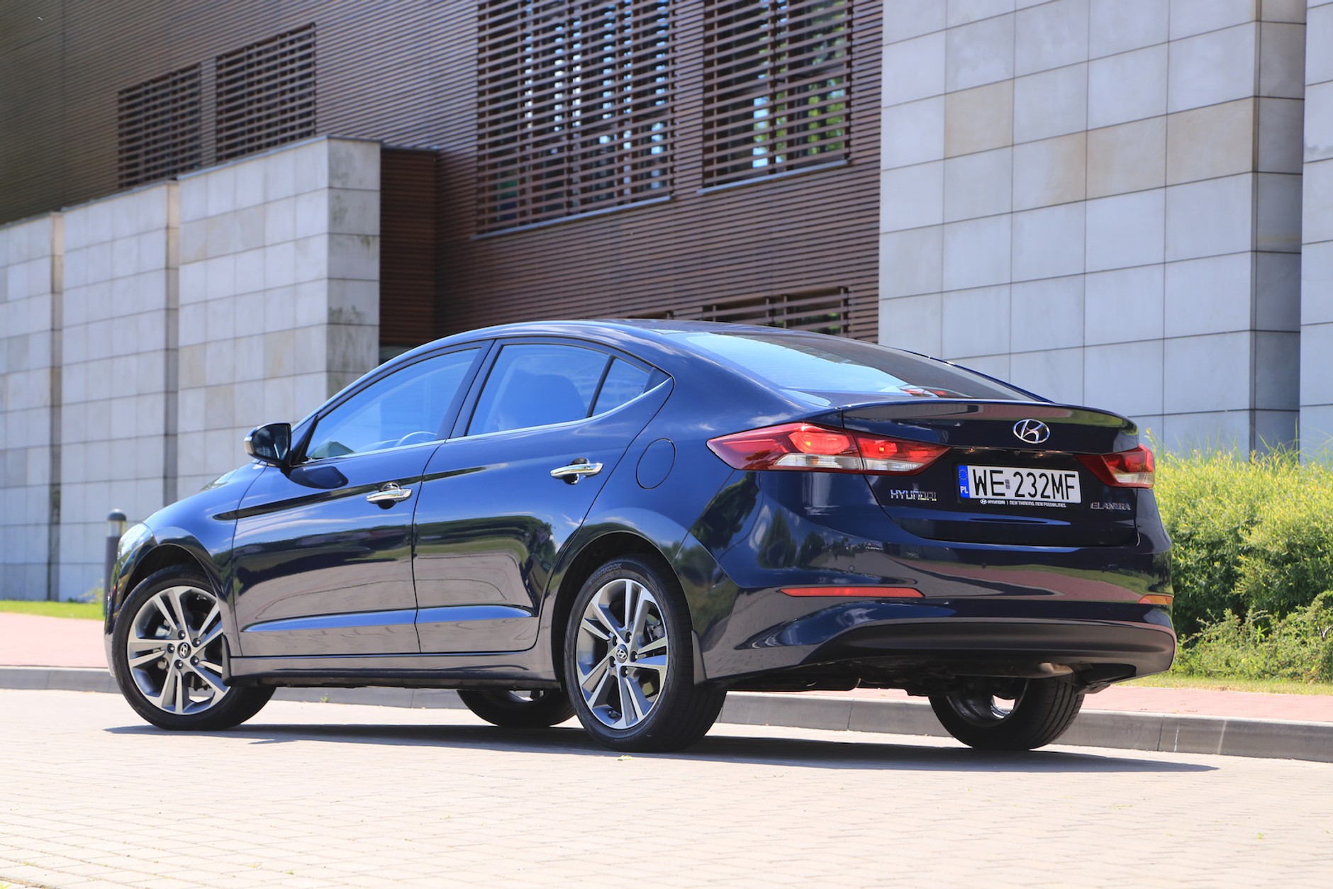 Hyundai Elantra 1.6 MPI