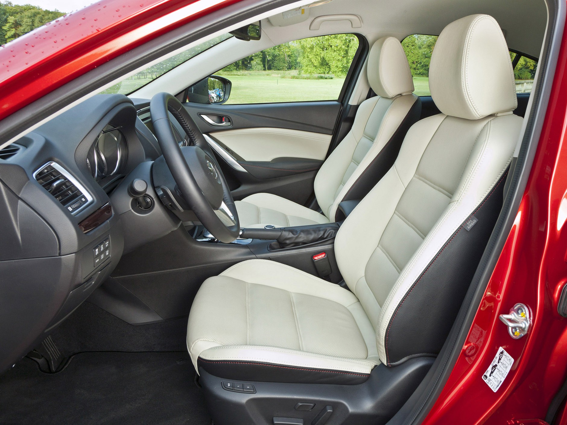 Mazda 6 - wnętrze