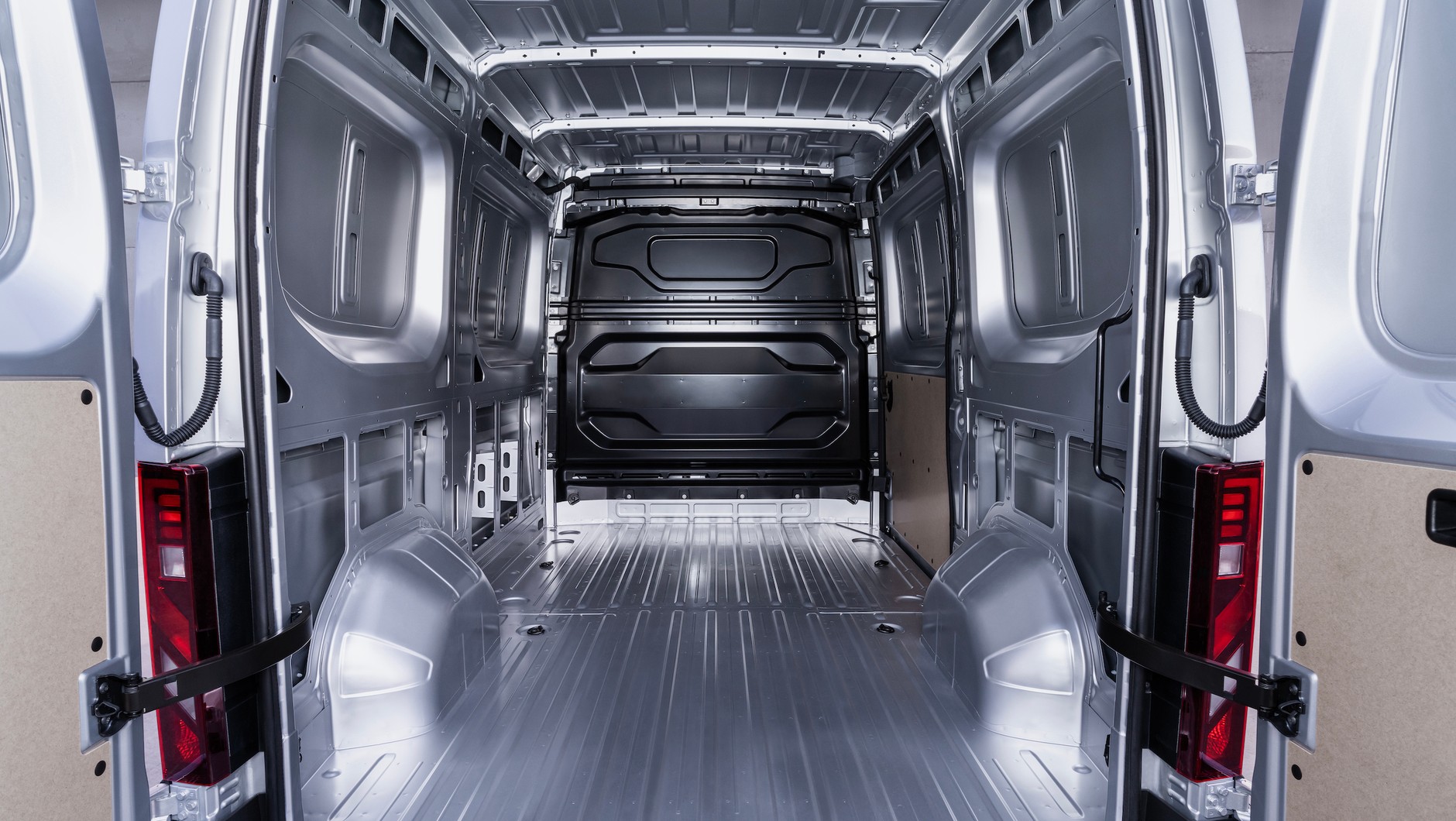Nissan Interstar III