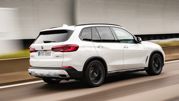 BMW X5 – model, którym BMW rozpoczęło swoją przygodę z SUV-ami