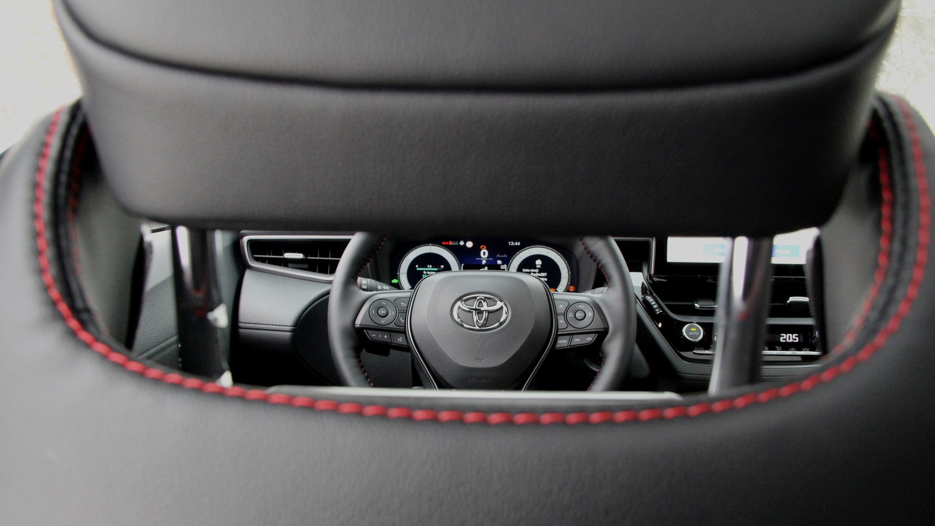 Toyota Corolla Cross 2.0 Hybrid GR Sport 