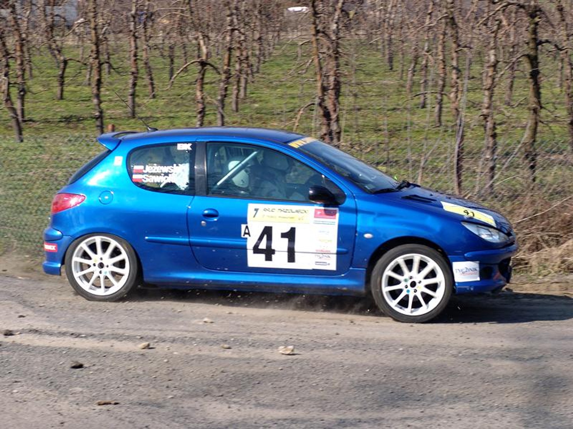 Rajd Mazowiecki 2007: Maciejewski królem wiosny (fotogaleria)