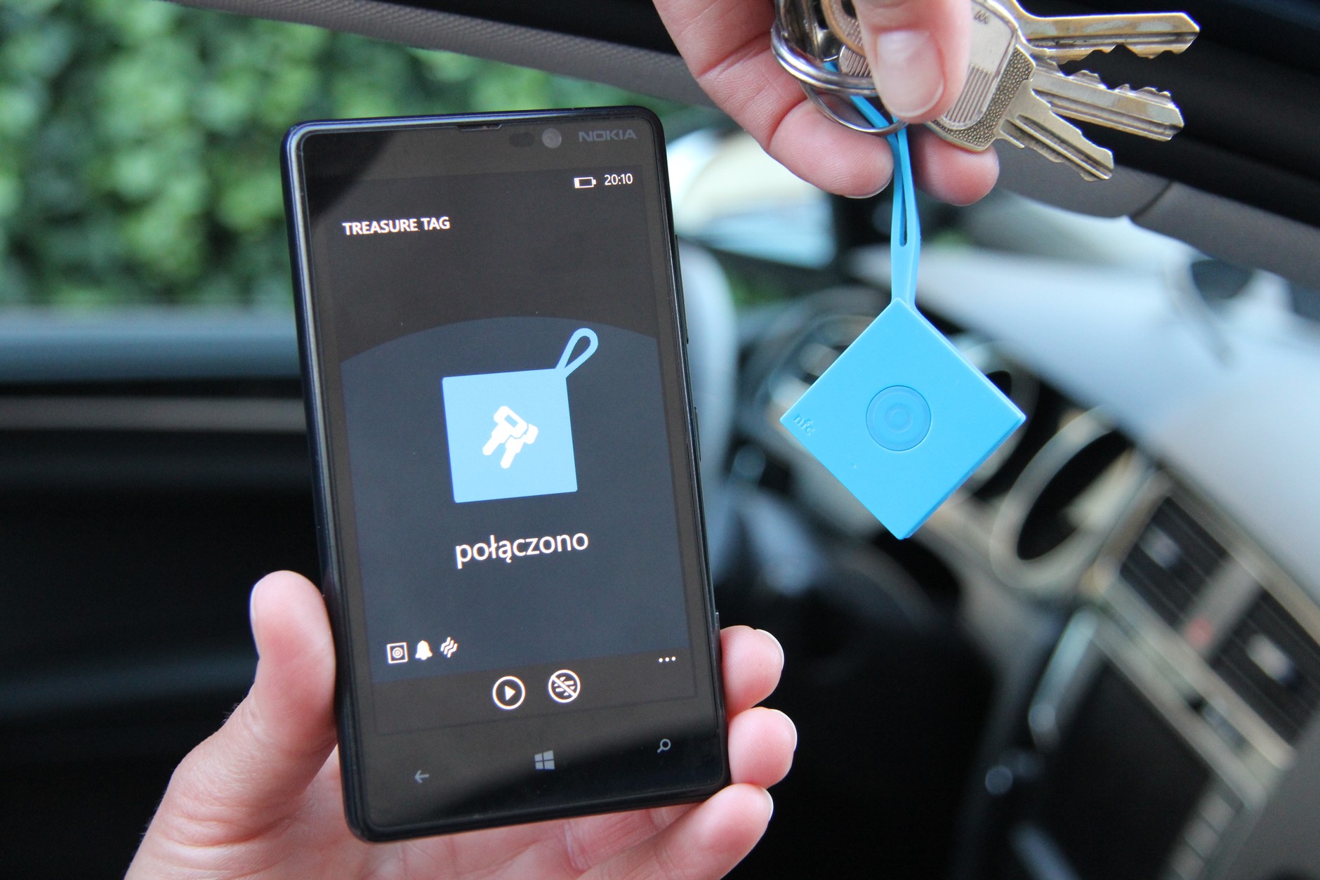 Nokia Treasure Tag z Windows Phone