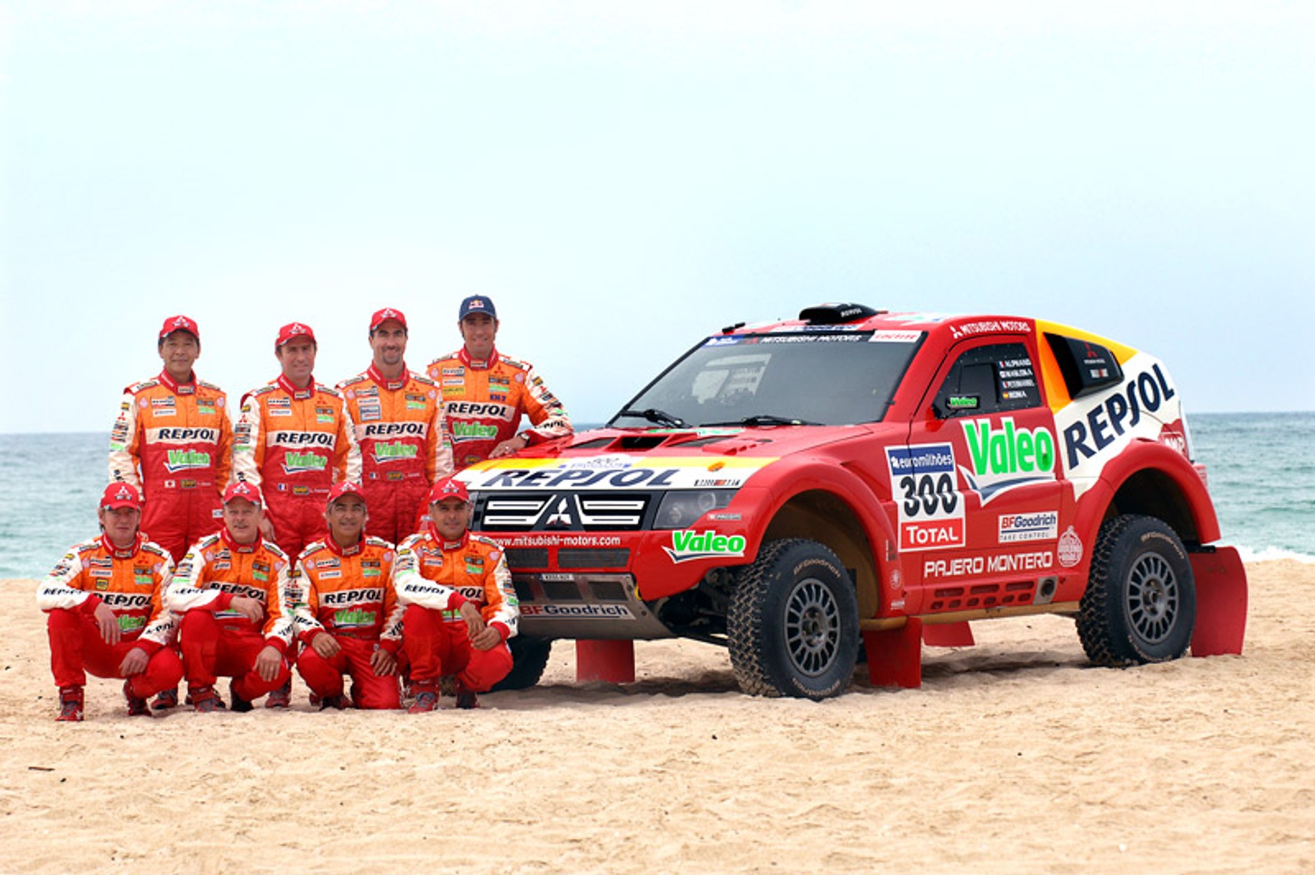 Mitsubishi chce po raz ósmy z rzędu wygrać rajd Dakar