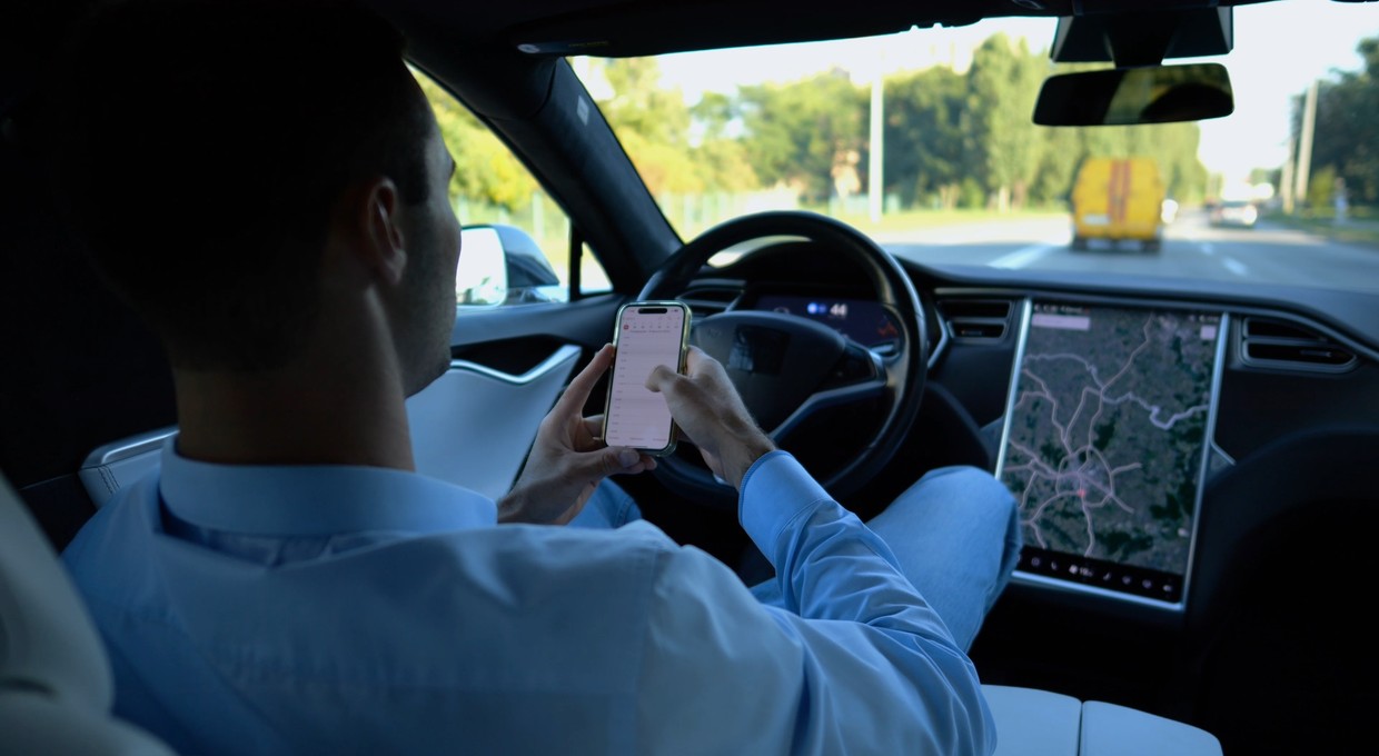 To prosty trik z gumką. Może uchronić przed mandatem 500 zł i 12 pkt karnymi