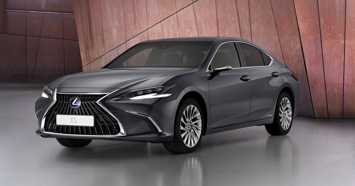 Lexus ES 2021