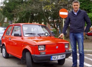 Maluch w świetnym stanie na sprzedaż. Krzysztof Hołowczyc wspiera charytatywną aukcję