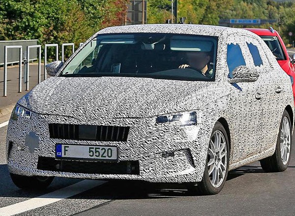 Jak zmieni się Skoda Rapid?