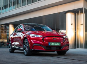 Które auto elektryczne zostało "Mistrzem Wartości 2023" w rankingu "Auto Świata"? Zaraz poznacie ten samochód i szczegóły elektrycznej ofensywy