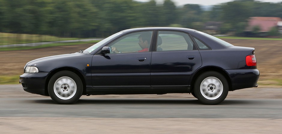 Audi A4 - cena auta z roku 1995 - 7 500 zł